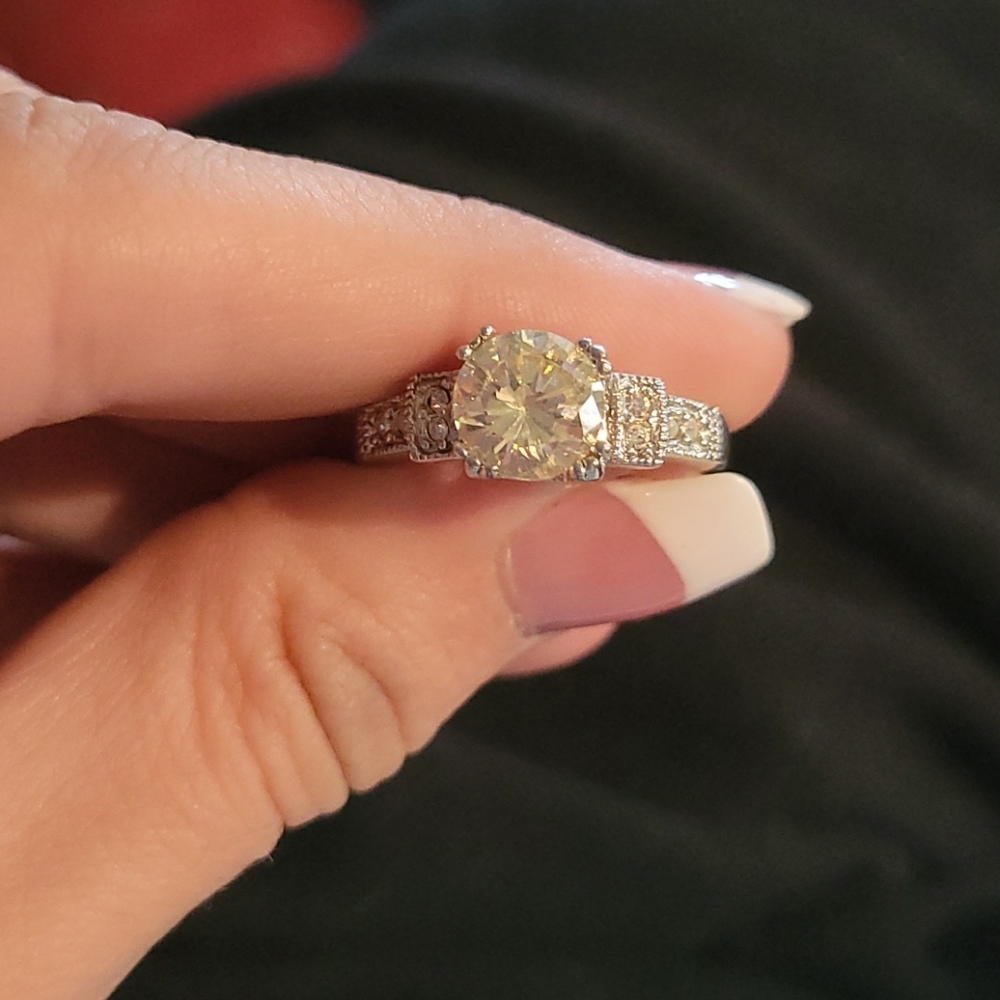 Yellow cubic zirconia ring size 7